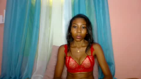 Snapshot of layannek chatting on 13, 7, 2026 layannek online show from 13, 7, 2026