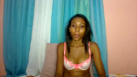 Snapshot of layannek chatting on 15, 7, 2026 layannek online show from 15, 7, 2026