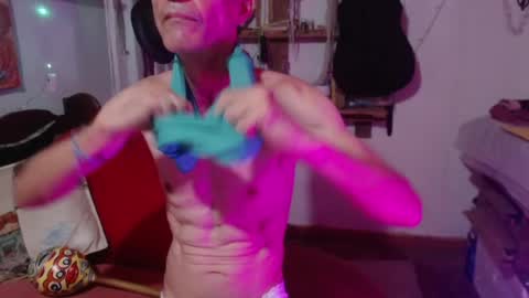 Snapshot of laye19 chatting on 2, 12, 2024 Laye19 online show from 2, 12, 2024