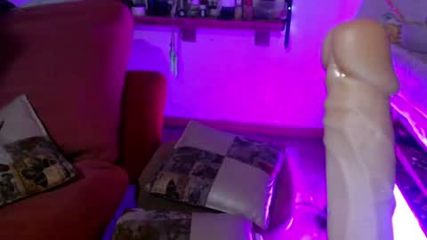 Snapshot of laye19 chatting on 3, 12, 2024 Laye19 online show from 3, 12, 2024