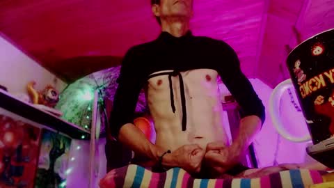 Snapshot of laye19 chatting on 6, 12, 2024 Laye19 online show from 6, 12, 2024