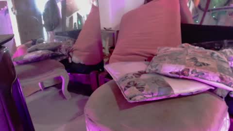 Snapshot of laye19 chatting on 14, 1, 2025 Laye19 online show from 14, 1, 2025