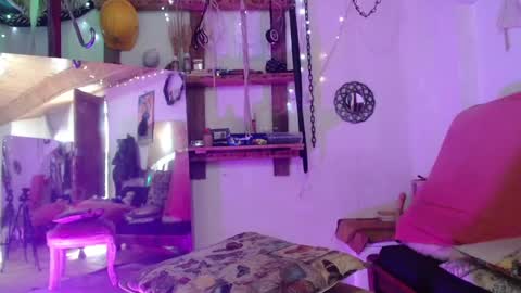 Snapshot of laye19 chatting on 16, 1, 2025 Laye19 online show from 16, 1, 2025