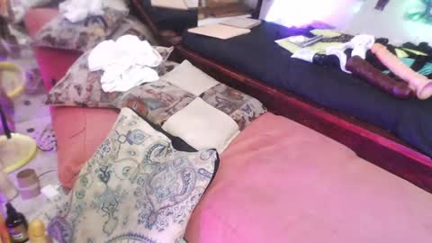 Snapshot of laye19 chatting on 18, 1, 2025 Laye19 online show from 18, 1, 2025