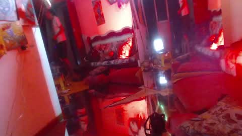 Snapshot of laye19 chatting on 2, 2, 2025 Laye19 online show from 2, 2, 2025