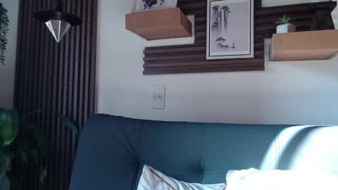 Layla online show from 16, 11, 2025