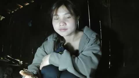 layla_999 online show from 22, 3, 2026