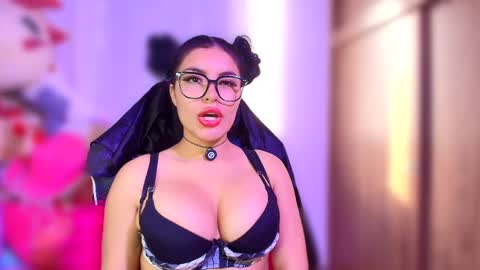 Snapshot of layla_nicols chatting on 13, 4, 2026 Layla online show from 13, 4, 2026