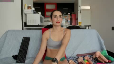 Snapshot of layla_sia chatting on 14, 5, 2026 LAYLA online show from 14, 5, 2026