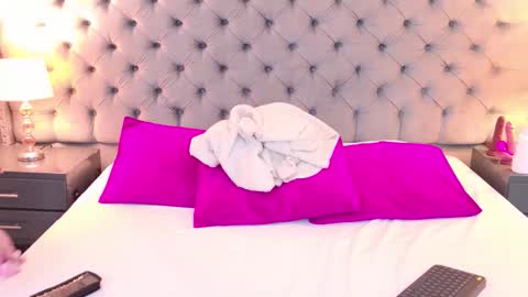 Snapshot of laylaadoll_ chatting on 18, 2, 2026 Lau online show from 18, 2, 2026