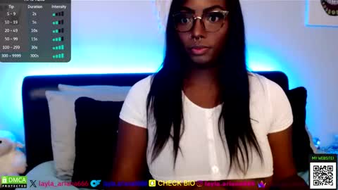 laylaariana online show from 9, 10, 2025
