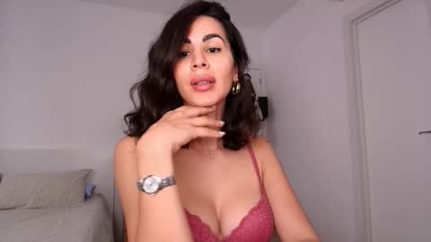 Snapshot of layladarkeyes chatting on 3, 3, 2026 Layla online show from 3, 3, 2026