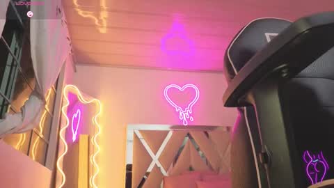 laylafoxy_tay online show from 24, 10, 2025