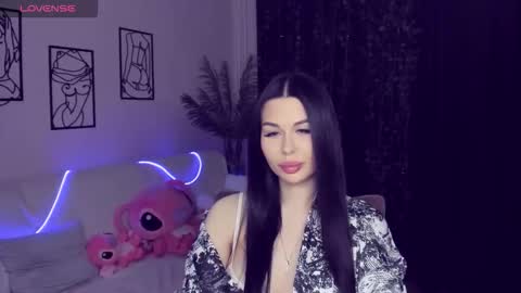 laylagreat online show from 28, 11, 2025