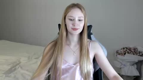 LaylaPretty001 online show from 17, 2, 2025