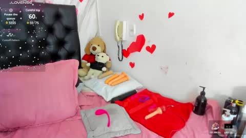 Snapshot of layqueen77 chatting on 19, 2, 2025 Layqueen online show from 19, 2, 2025