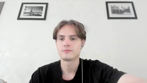Snapshot of lazaret1k chatting on 7, 6, 2026 Vladi online show from 7, 6, 2026