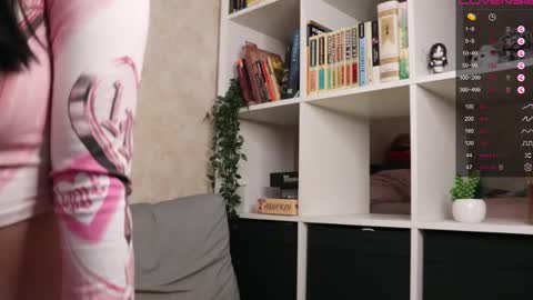 Lisa online show from 17, 9, 2025