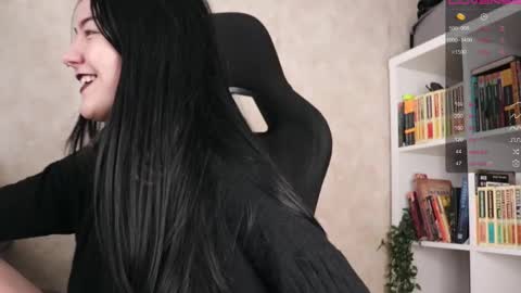 Lisa online show from 19, 9, 2025