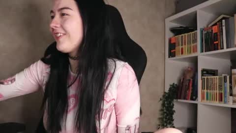 Lisa online show from 18, 10, 2025