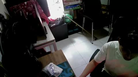 Snapshot of le_petit_princeb612 chatting on 9, 9, 2025 andres online show from 9, 9, 2025