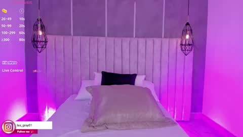    online show from 22, 10, 2025