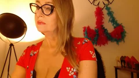 Snapshot of leadesire chatting on 1, 6, 2026 LEA online show from 1, 6, 2026