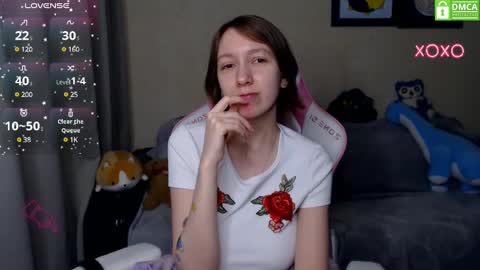 Snapshot of leah__gotty chatting on 11, 1, 2025 Leah  Gotty online show from 11, 1, 2025