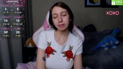 Snapshot of leah__gotty chatting on 12, 1, 2025 Leah  Gotty online show from 12, 1, 2025