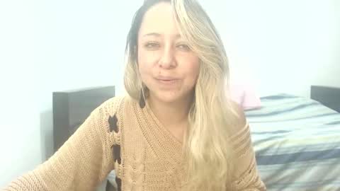 leah_susman online show from 25, 10, 2025