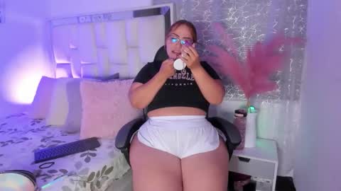Leah  online show from 19, 5, 2026