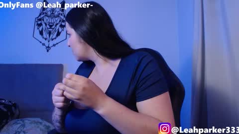 leahparker33 online show from 13, 3, 2026