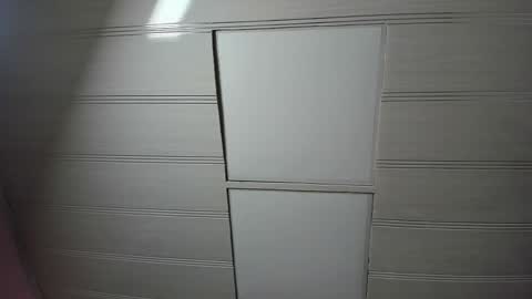 leamoreau__ online show from 25, 10, 2025