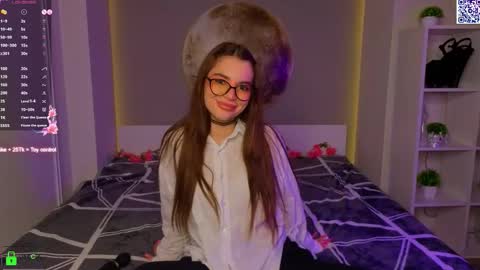 Snapshot of leandraconcatelli chatting on 1, 3, 2026 Sophie online show from 1, 3, 2026