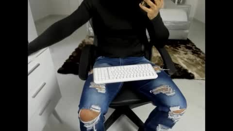 leather_king_of_bitches online show from 19, 4, 2026
