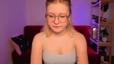 Snapshot of leazy_peasy chatting on 14, 7, 2026 Ellie online show from 14, 7, 2026