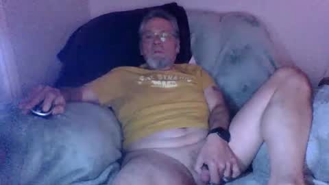 Snapshot of lebranleur71 chatting on 15, 2, 2025 lesbranleur71 online show from 15, 2, 2025