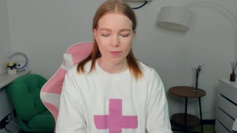 Snapshot of ledacopus chatting on 5, 12, 2025 Lilly online show from 5, 12, 2025