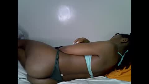 Snapshot of lee_shaz chatting on 27, 5, 2026 lee baby online show from 27, 5, 2026
