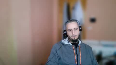 lefrenchiies online show from 19, 1, 2026