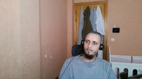 lefrenchiies online show from 3, 2, 2026