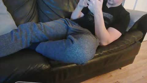 Snapshot of legacy2022 chatting on 31, 3, 2026 UK lover online show from 31, 3, 2026