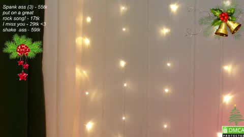 Snapshot of leia_bell chatting on 15, 12, 2024 hey Im Leia and I love rock  online show from 15, 12, 2024