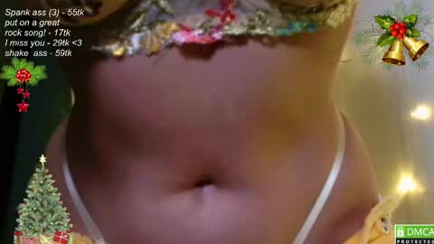 Snapshot of leia_bell chatting on 4, 1, 2025 hey Im Leia and I love rock  online show from 4, 1, 2025