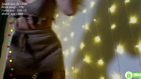 Snapshot of leia_bell chatting on 17, 1, 2025 hey Im Leia and I love rock  online show from 17, 1, 2025