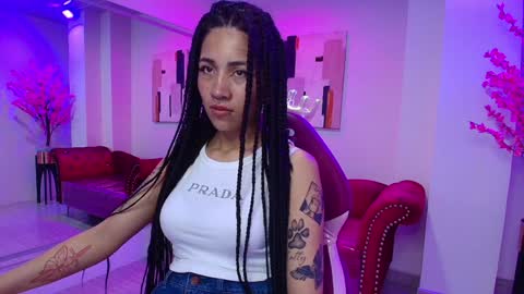 Leia.  online show from 15, 1, 2025