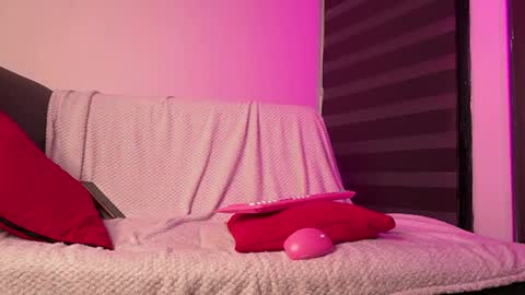 Snapshot of leiaah__ chatting on 7, 4, 2026 Leah online show from 7, 4, 2026