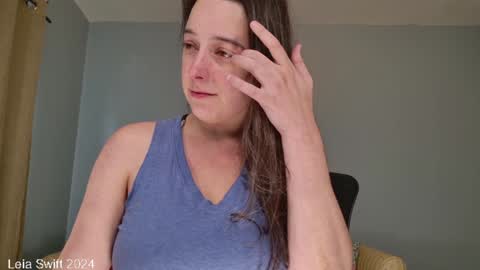 Leia Swift online show from 30, 12, 2024