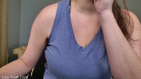 Leia Swift online show from 2, 1, 2025