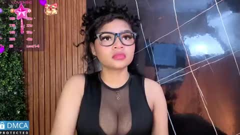 Snapshot of leidy_morales_ chatting on 11, 5, 2026 Leidy online show from 11, 5, 2026